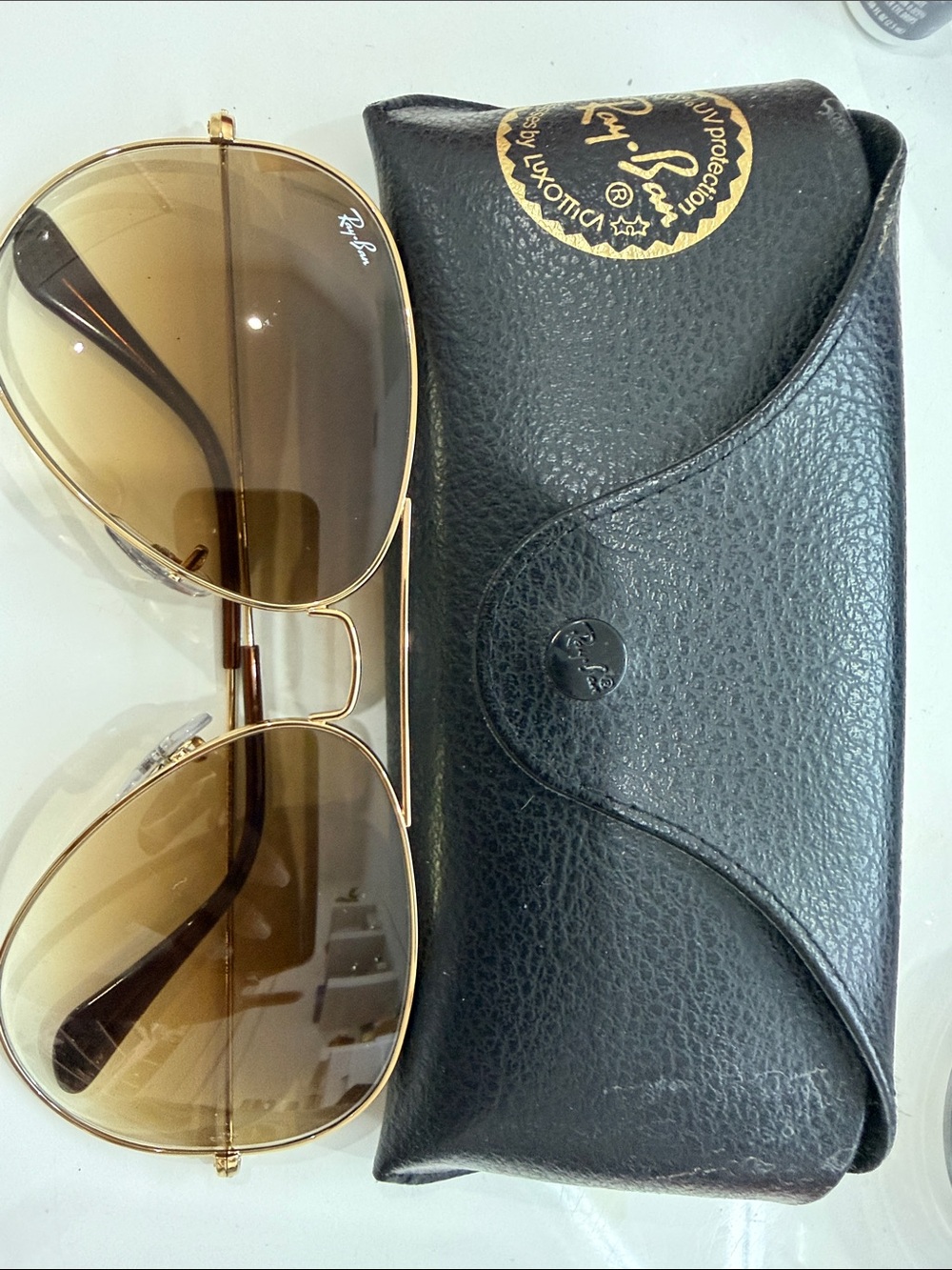 Ray-Ban Gold Frame Aviator Sunglasses with Brown Gradient Lenses